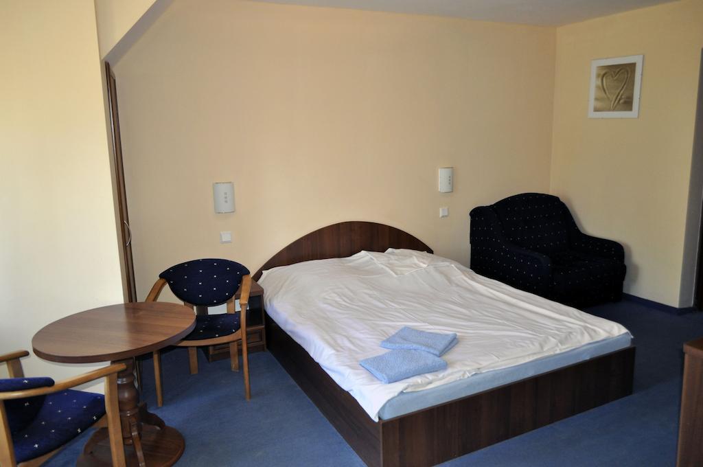 Pensjonat Resident Krynica Morska Habitación foto